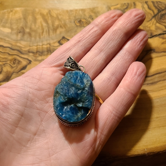 Faux kyanite azurite gemstone crystal silver pendant - Picture 2 of 7